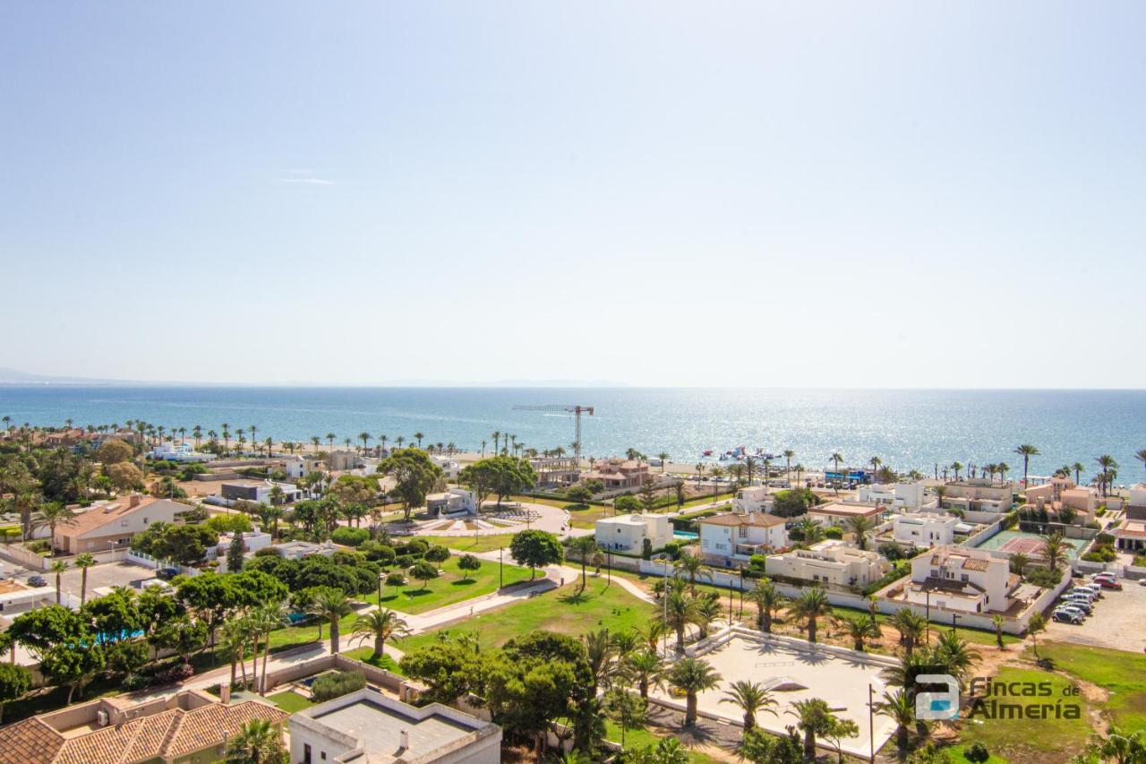 Апартаменты Atico Las Gaviotas R&R Рокетас-де-Мар Экстерьер фото
